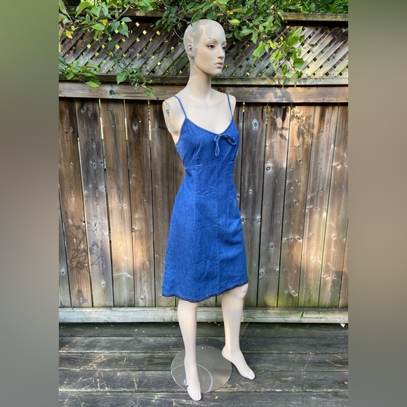 100% Cotton Blue Denim Dress - Picture 9 of 13